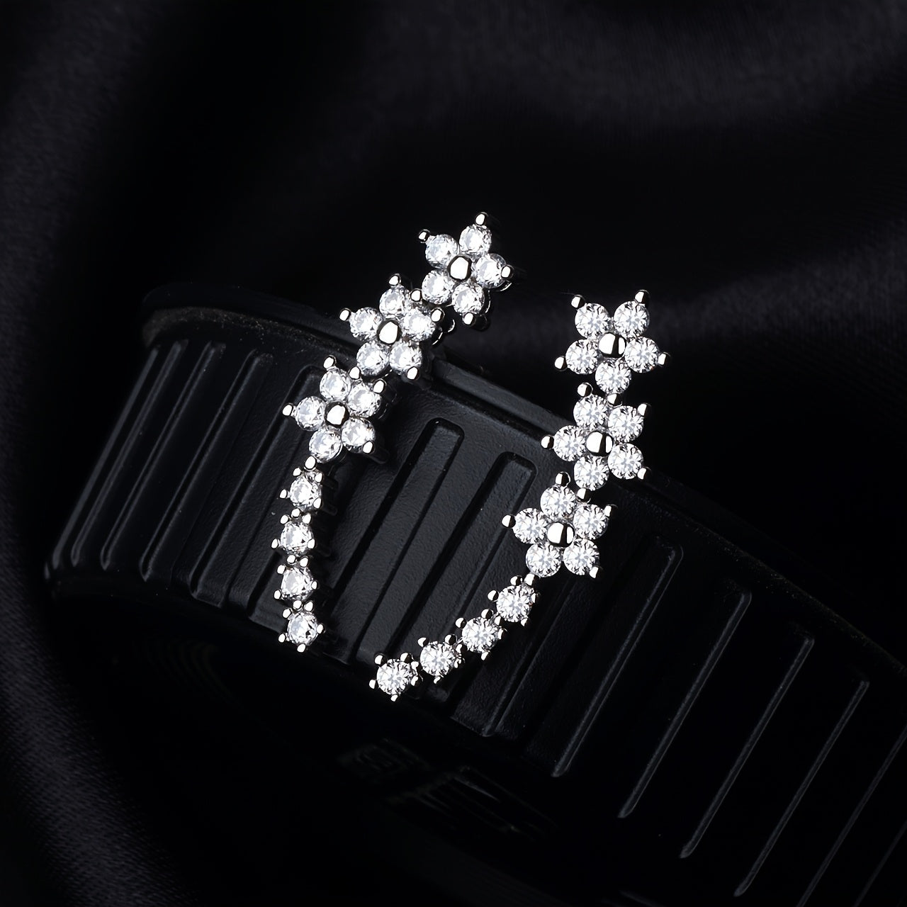 Éclore | Boucles d'oreilles intemporelles en fleurs