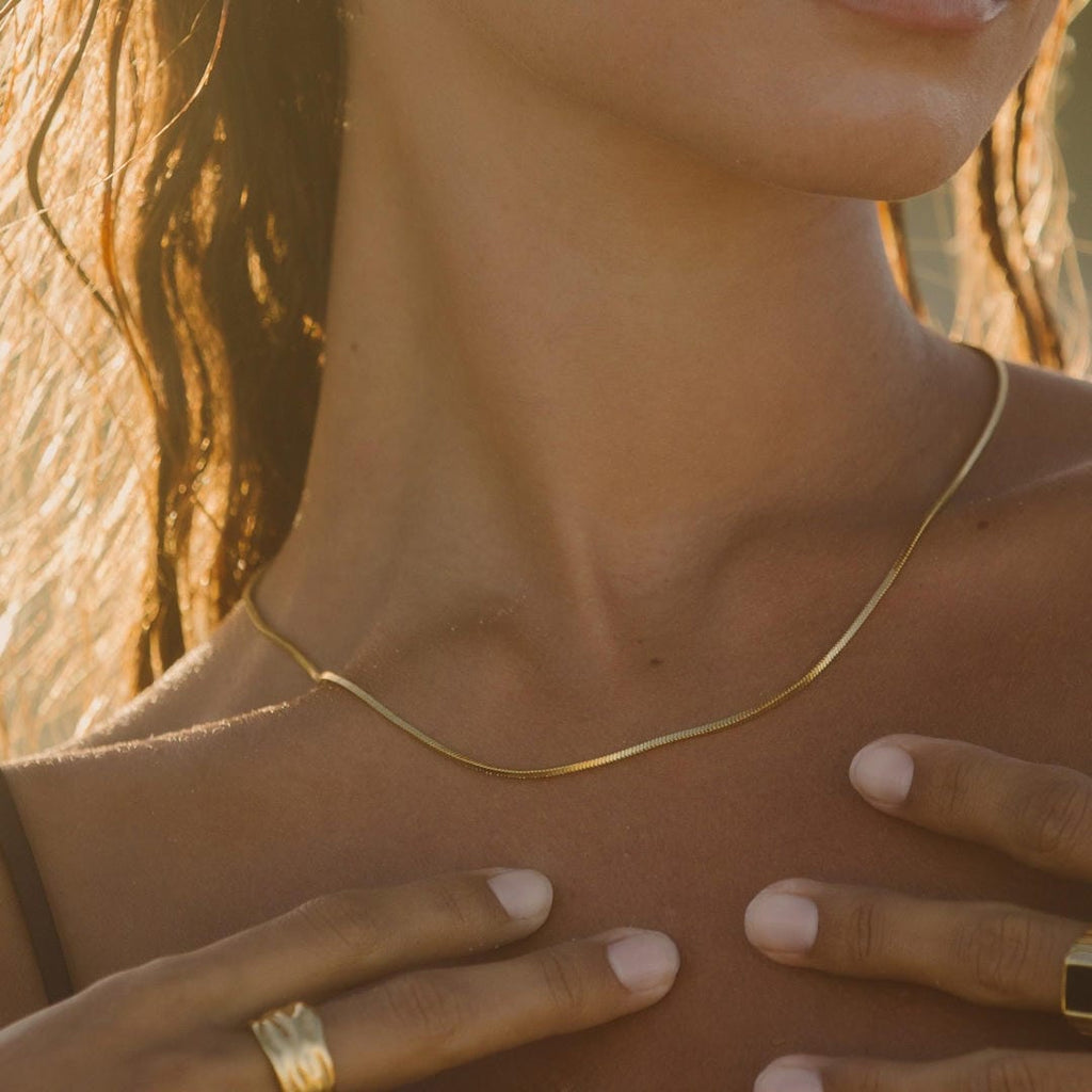 Céleste | Choker Carré en Or Serpent